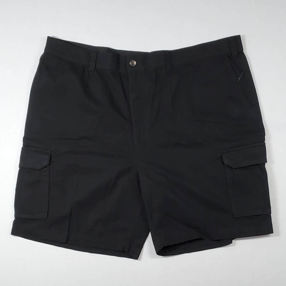Amazon Essentials Men's Classic Fit Cargo Shorts - Picture 3 of 12